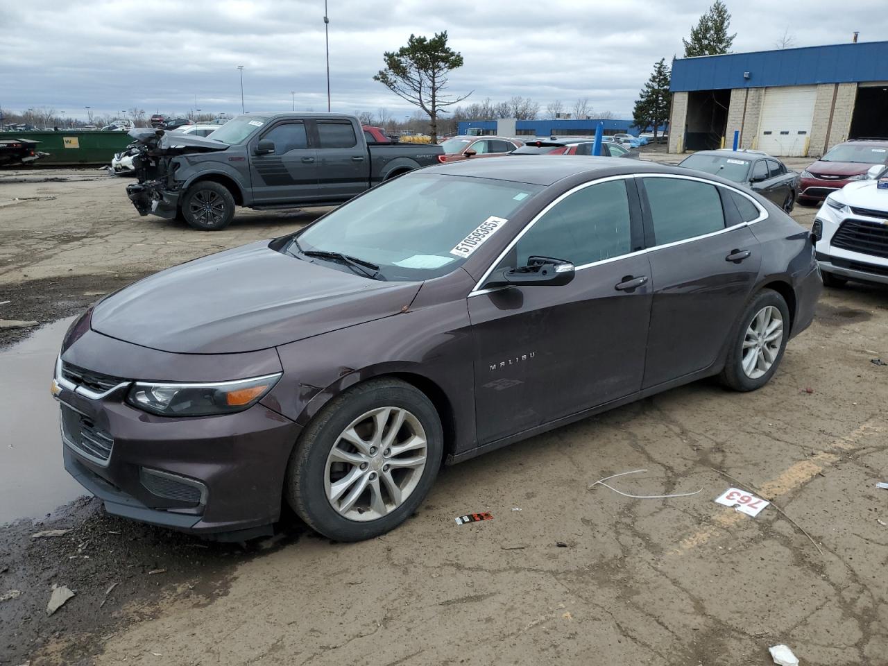 Woodhaven, MI에서 판매 중인 2016 Chevrolet Malibu Lt - Rear End
