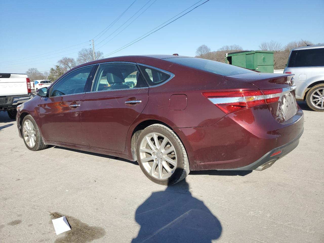 2013 Toyota Avalon - Image 2
