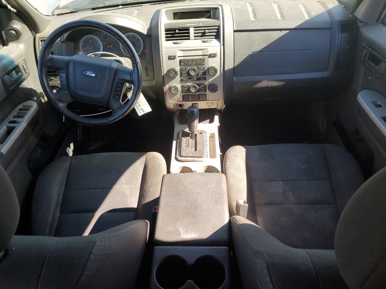 2009 Ford Escape - Image 8