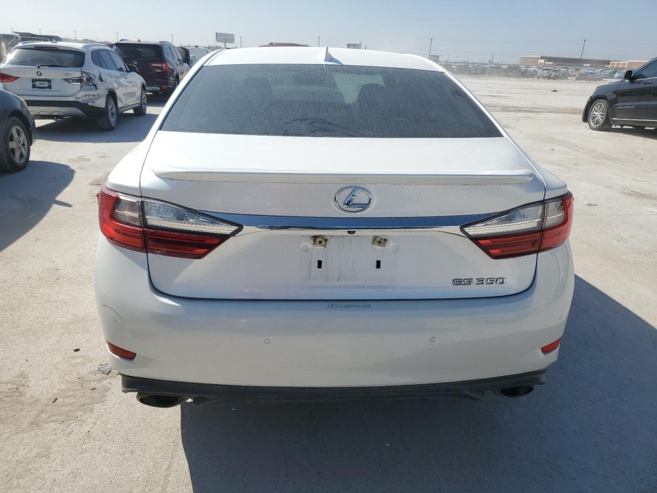 2018 Lexus ES - Image 6
