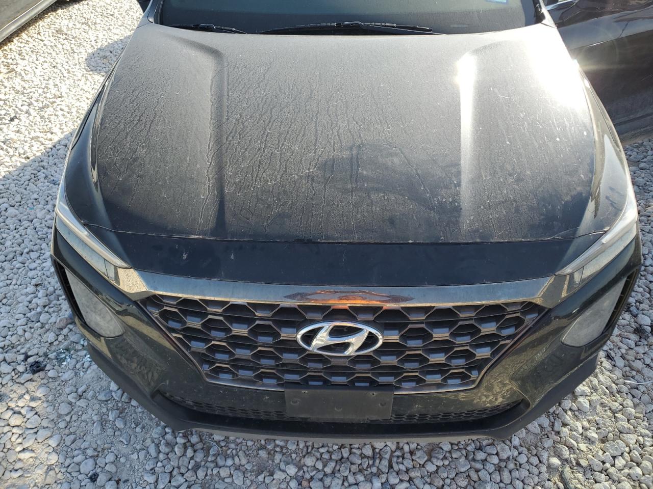 2019 Hyundai Santa Fe - Image 12