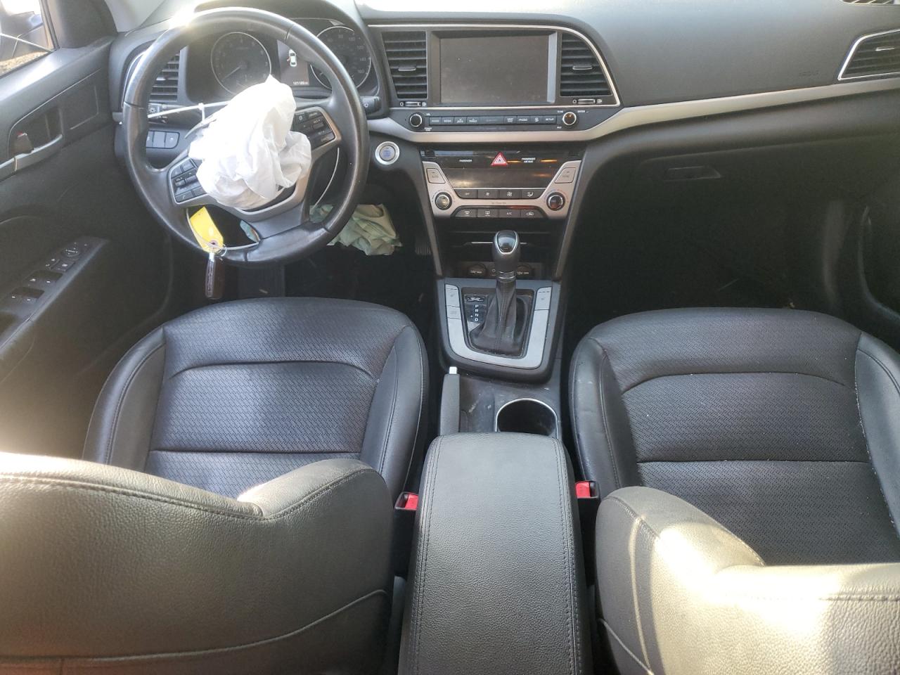 2017 Hyundai Elantra - Image 8