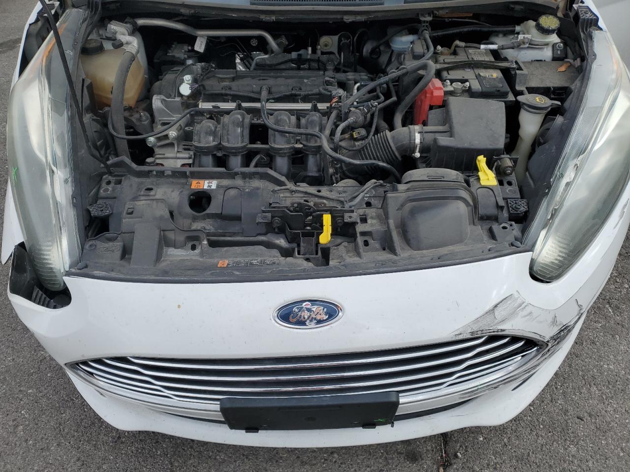 2015 Ford Fiesta - Image 11