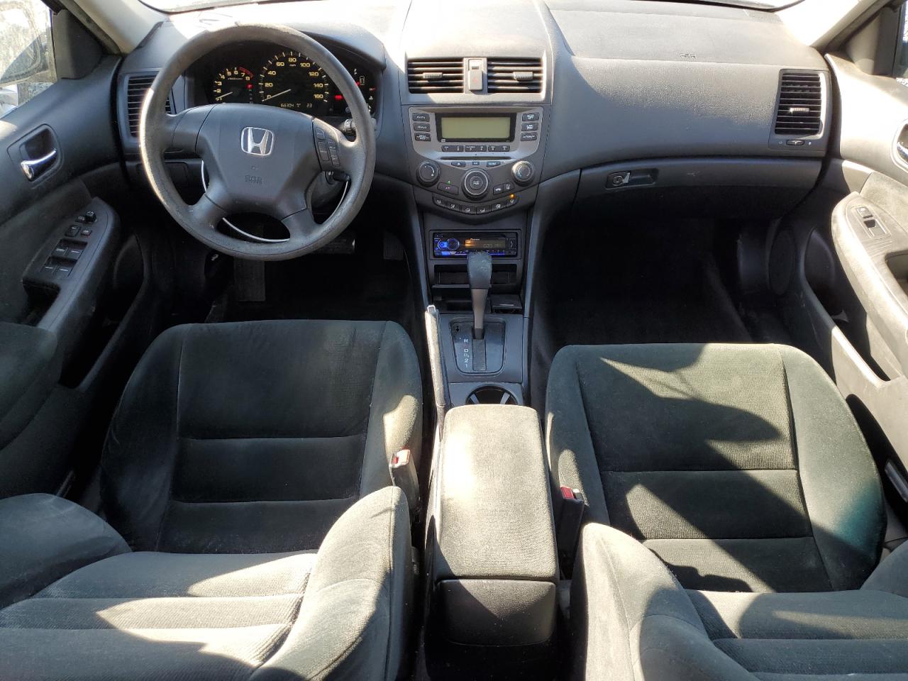 2006 Honda Accord - Image 8
