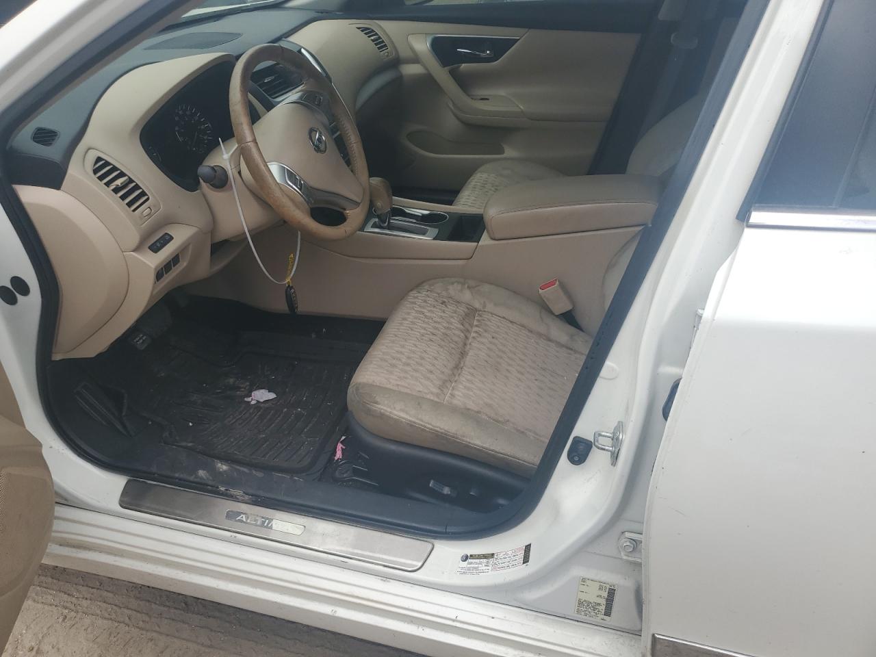 2016 Nissan Altima - Image 7