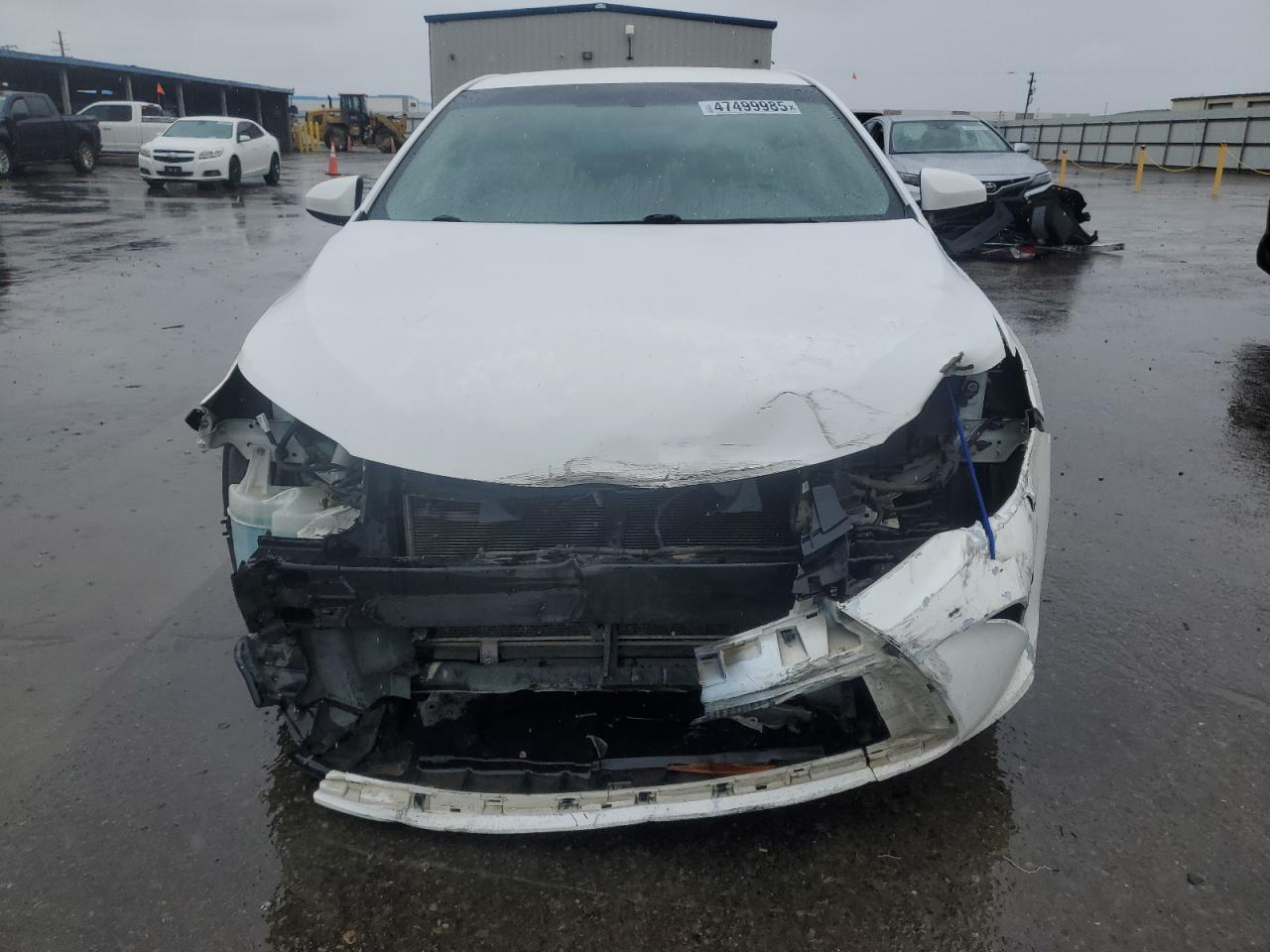 2016 Toyota Camry - Image 5