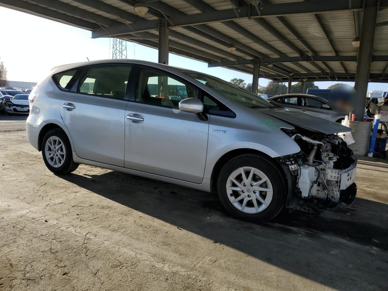 2014 Toyota Prius - Image 4