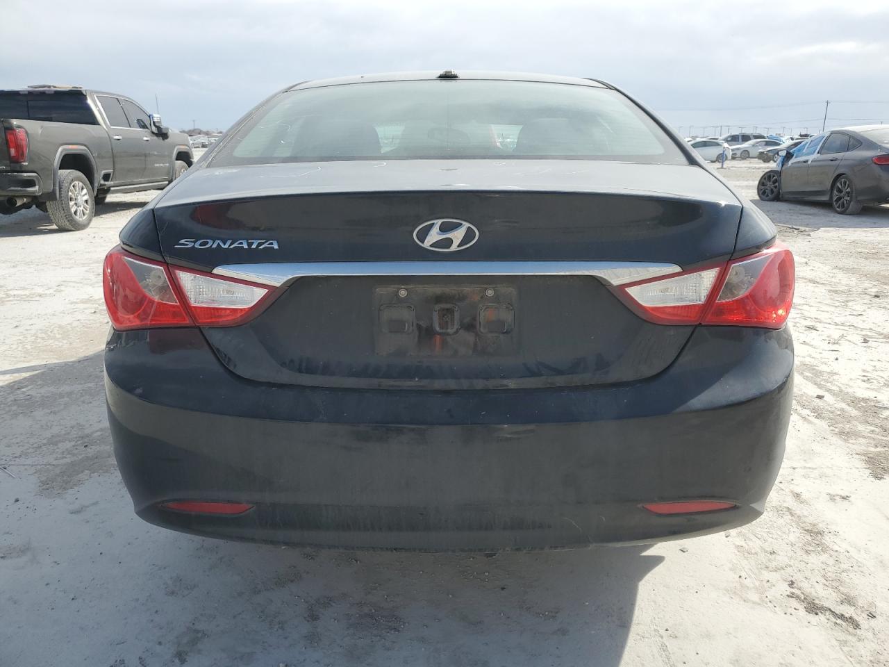2012 Hyundai Sonata - Image 6