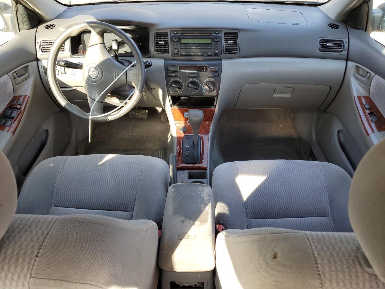 2005 Toyota Corolla - Image 8