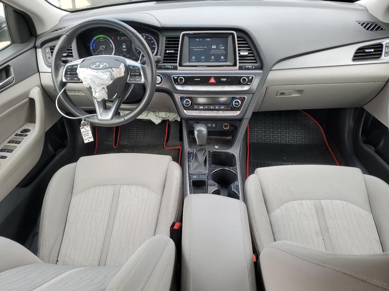2018 Hyundai Sonata - Image 8