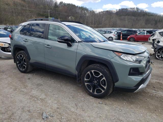 TOYOTA RAV4 2019 Серый