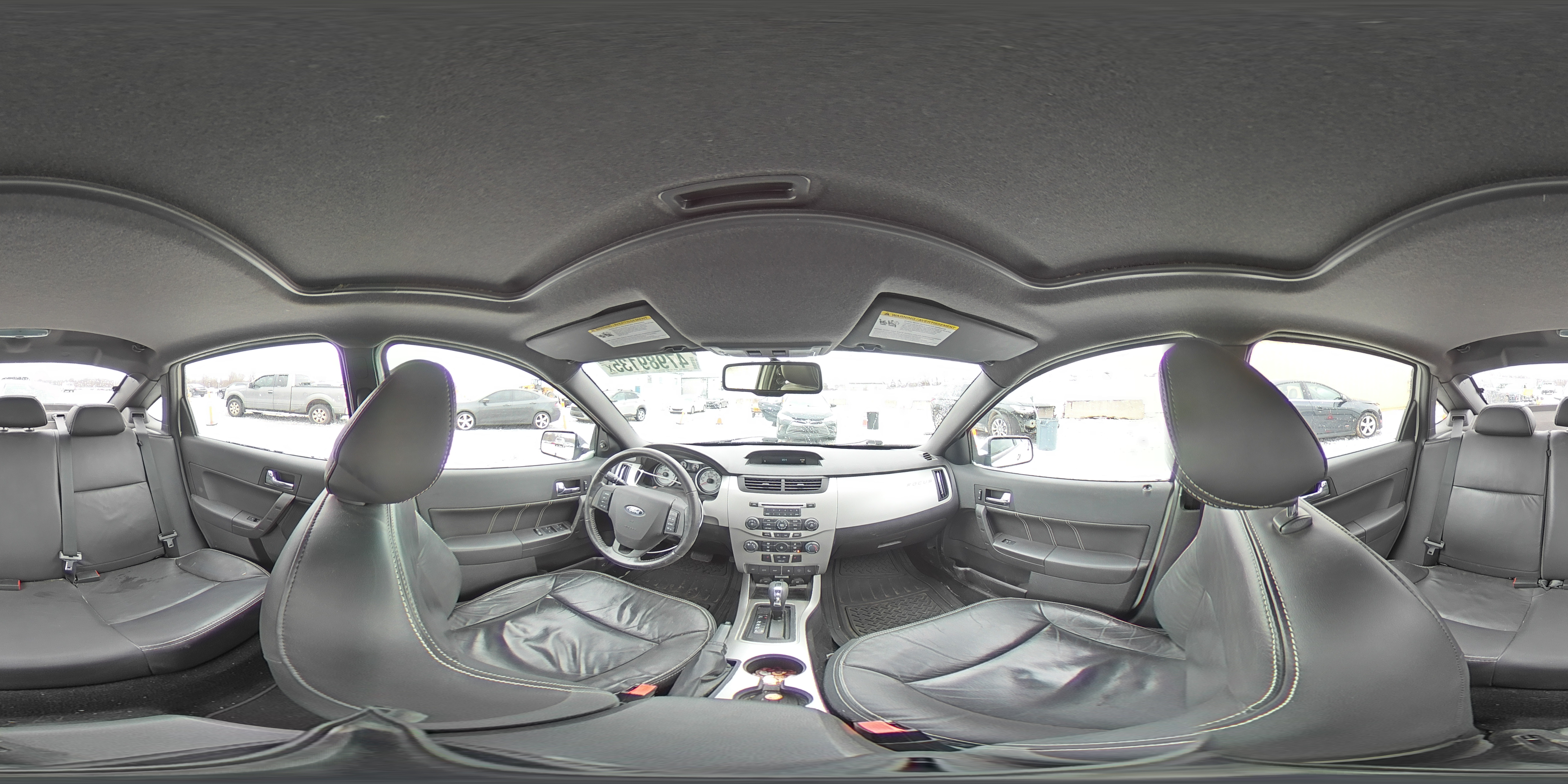 2010 Ford Focus - Image 13