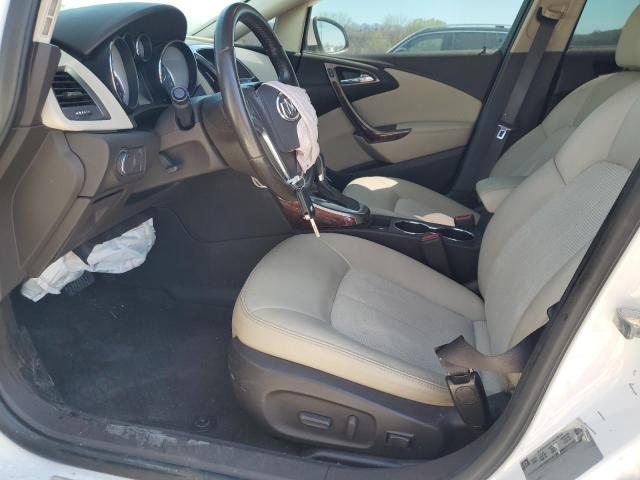 Sedans BUICK VERANO 2016 White