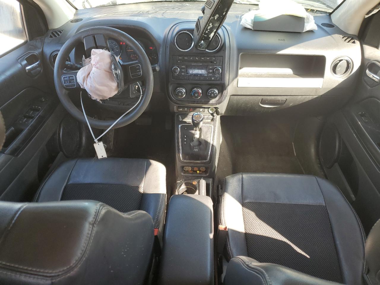 2014 Jeep Compass - Image 8