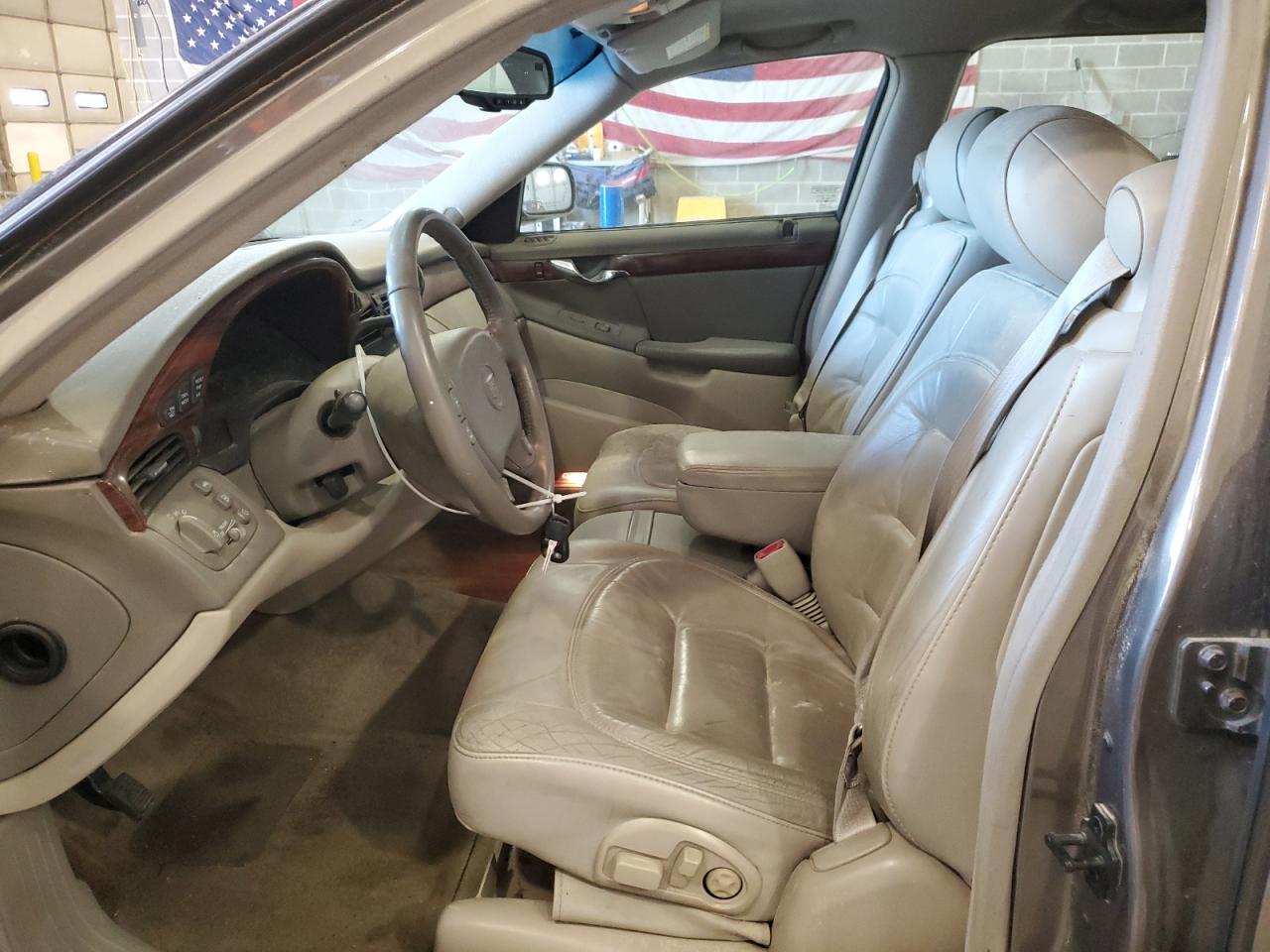 2003 Cadillac Deville VIN: 1G6KD54YX3U290175 Lot: 48972175