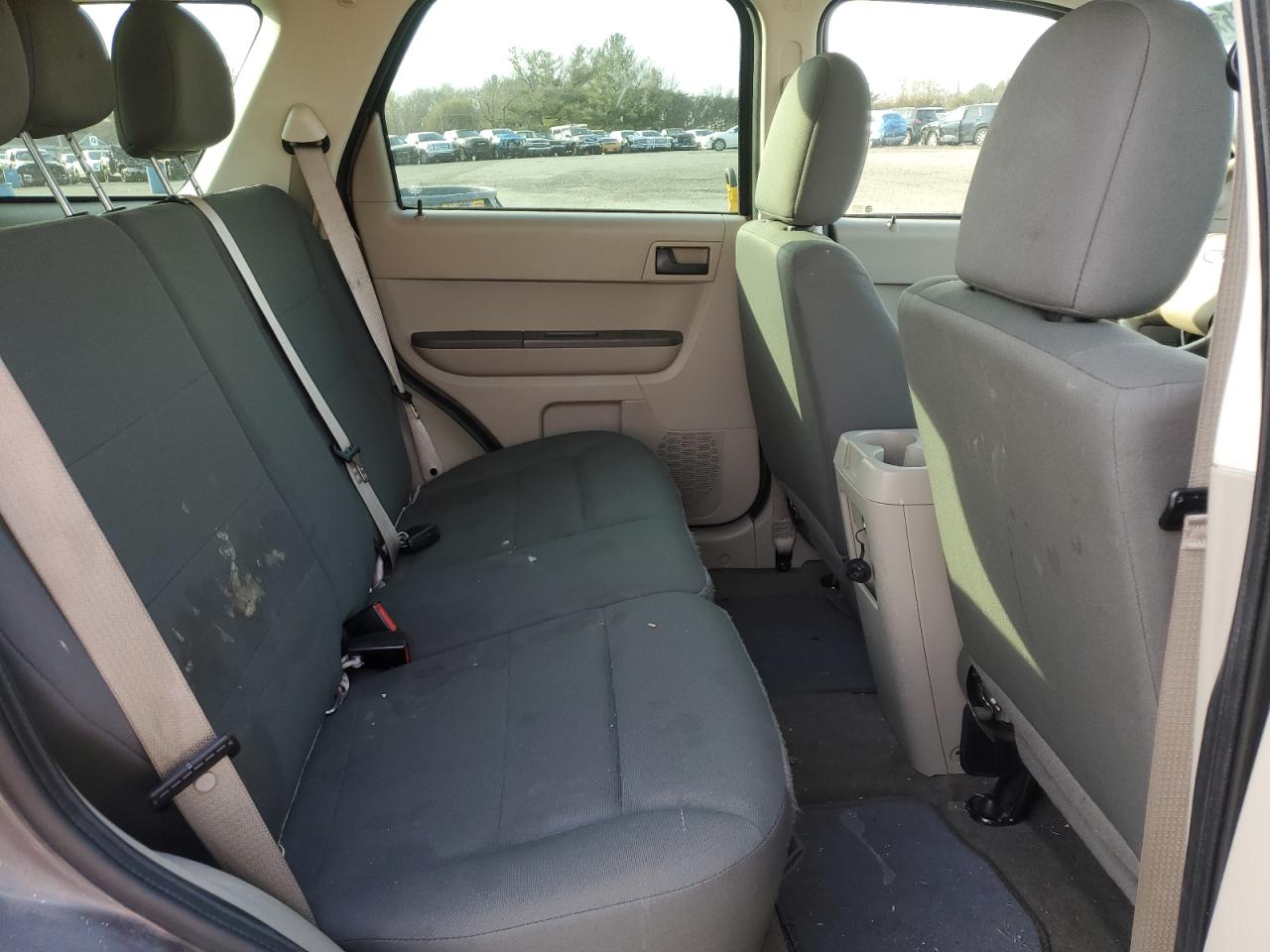 2012 Ford Escape - Image 11