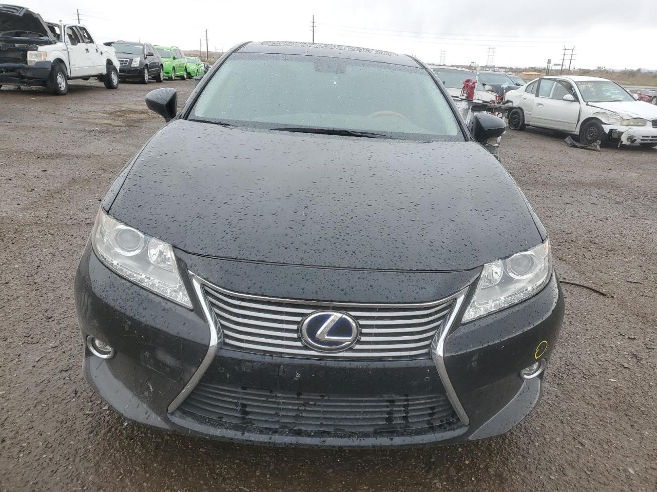 2015 Lexus ES - Image 5