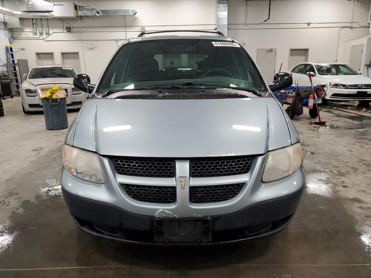 2004 Dodge Caravan - Image 5