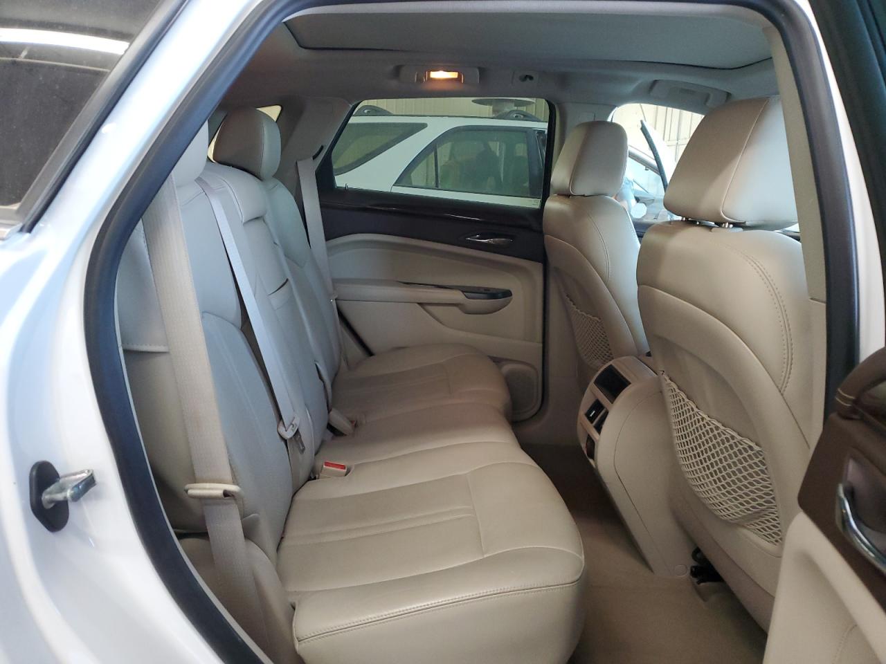 2015 Cadillac SRX - Image 11