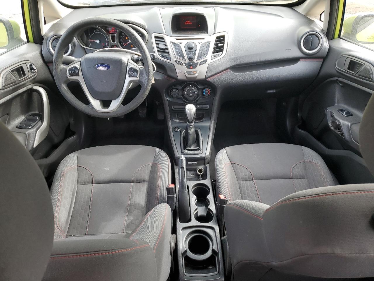 2013 Ford Fiesta - Image 8