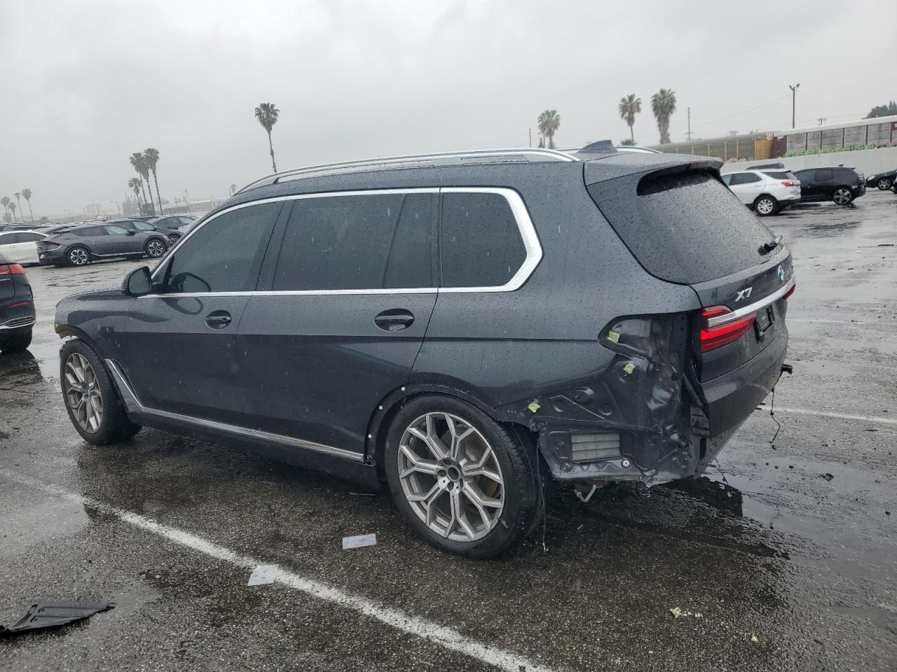 2019 BMW X7 - Image 2
