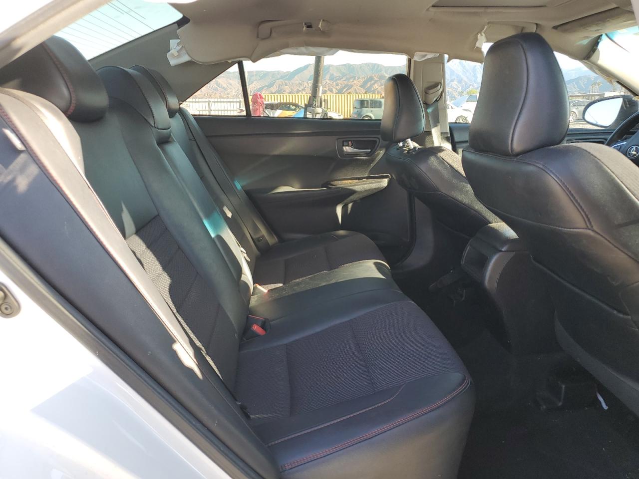 2016 Toyota Camry - Image 11