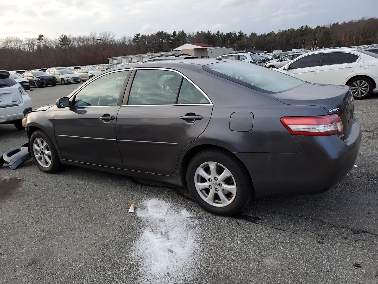 2011 Toyota Camry - Image 2