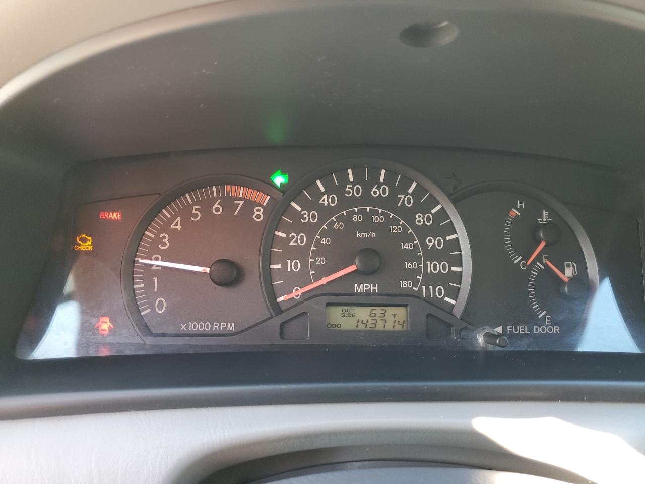 2005 Toyota Corolla - Image 9