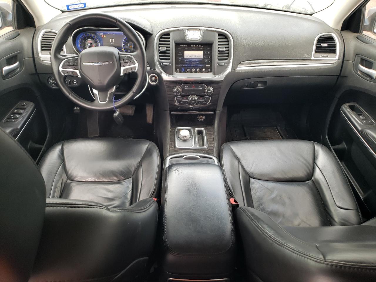 2016 Chrysler 300 - Image 8