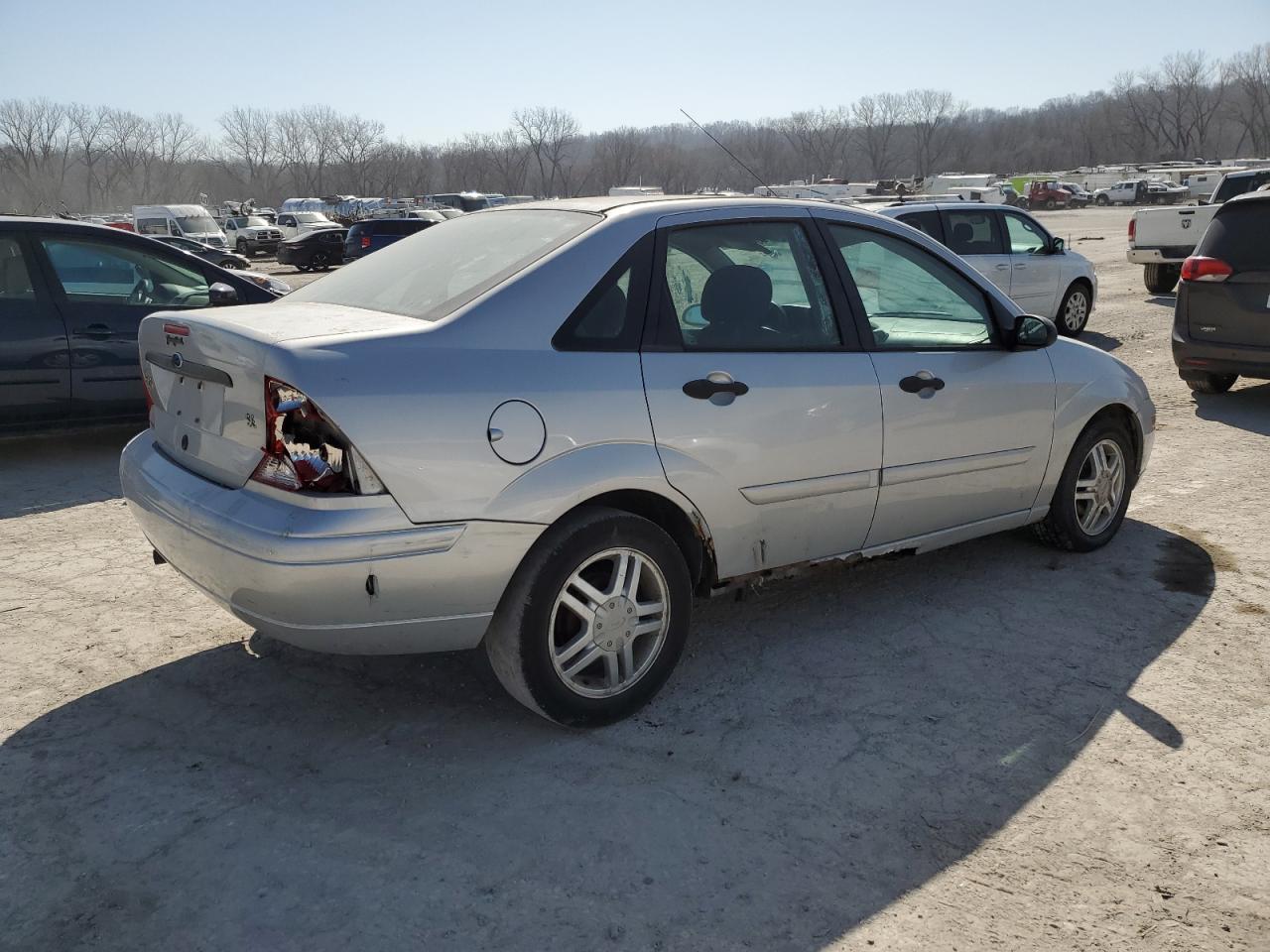 2002 Ford Focus - Image 3