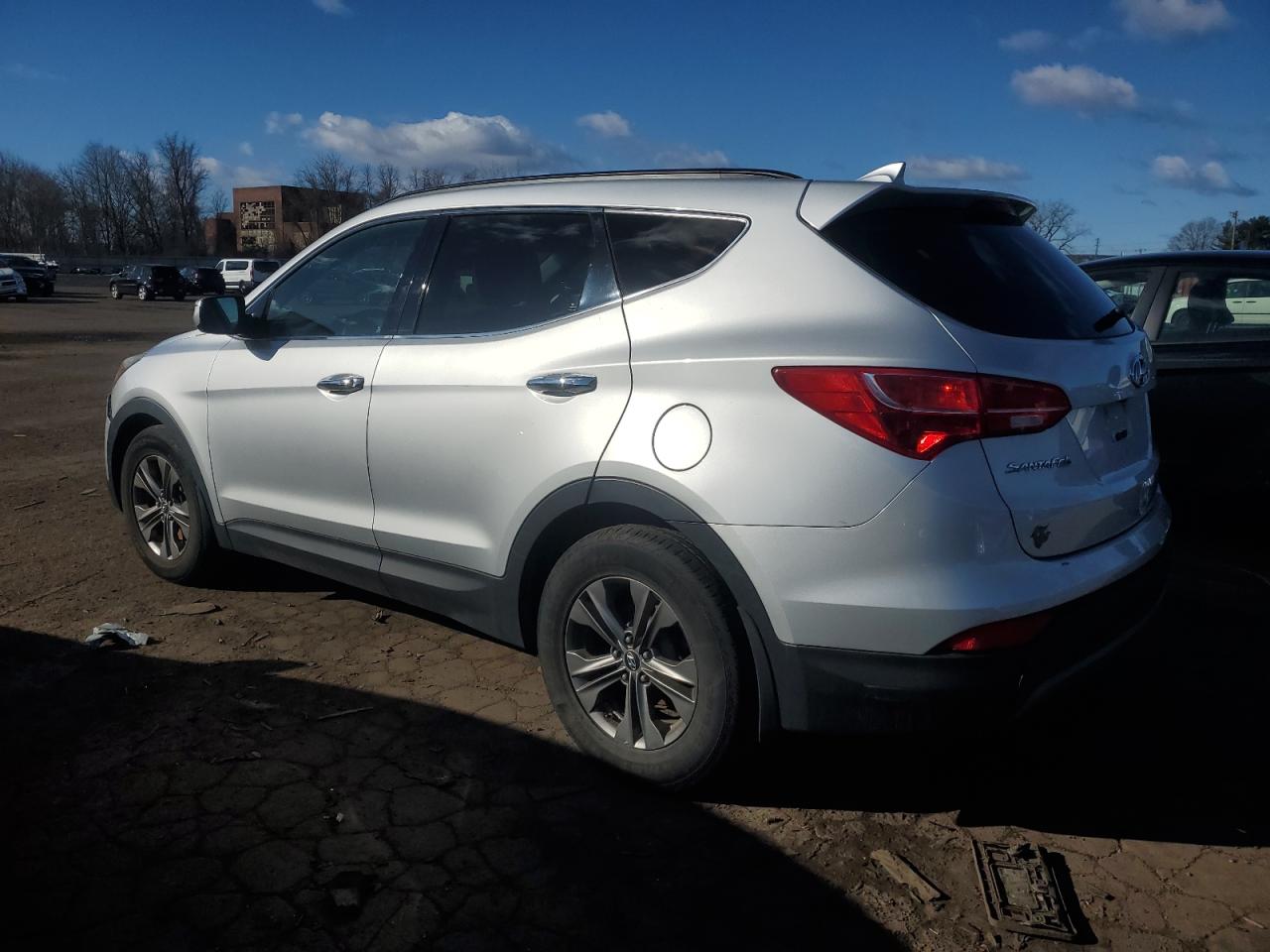 2014 Hyundai Santa Fe - Image 2