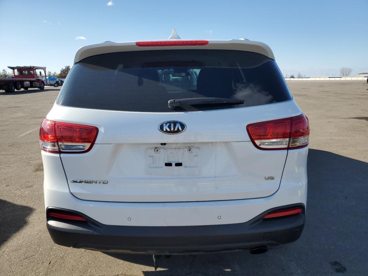 2016 Kia Sorento - Image 6