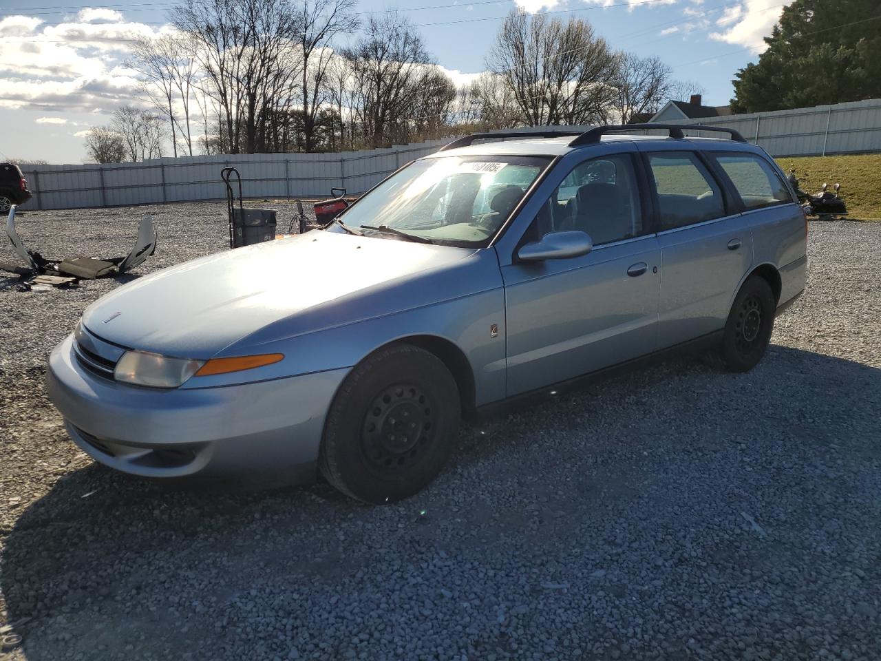 2001 Saturn LW - Image 1