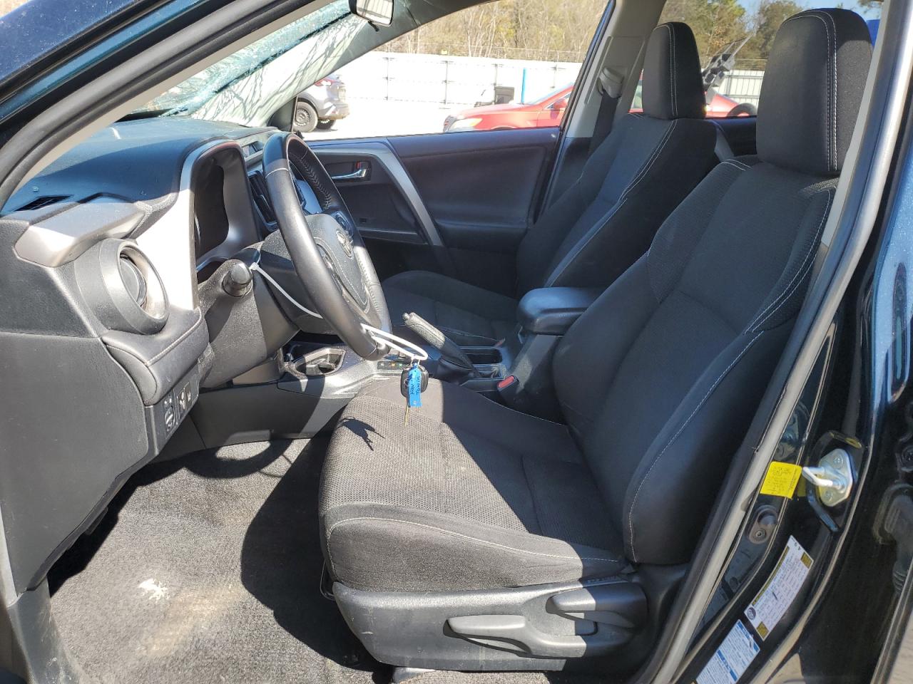 2017 Toyota RAV 4 - Image 7