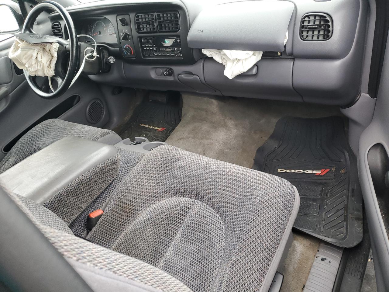 1997 Dodge Dakota - Image 8
