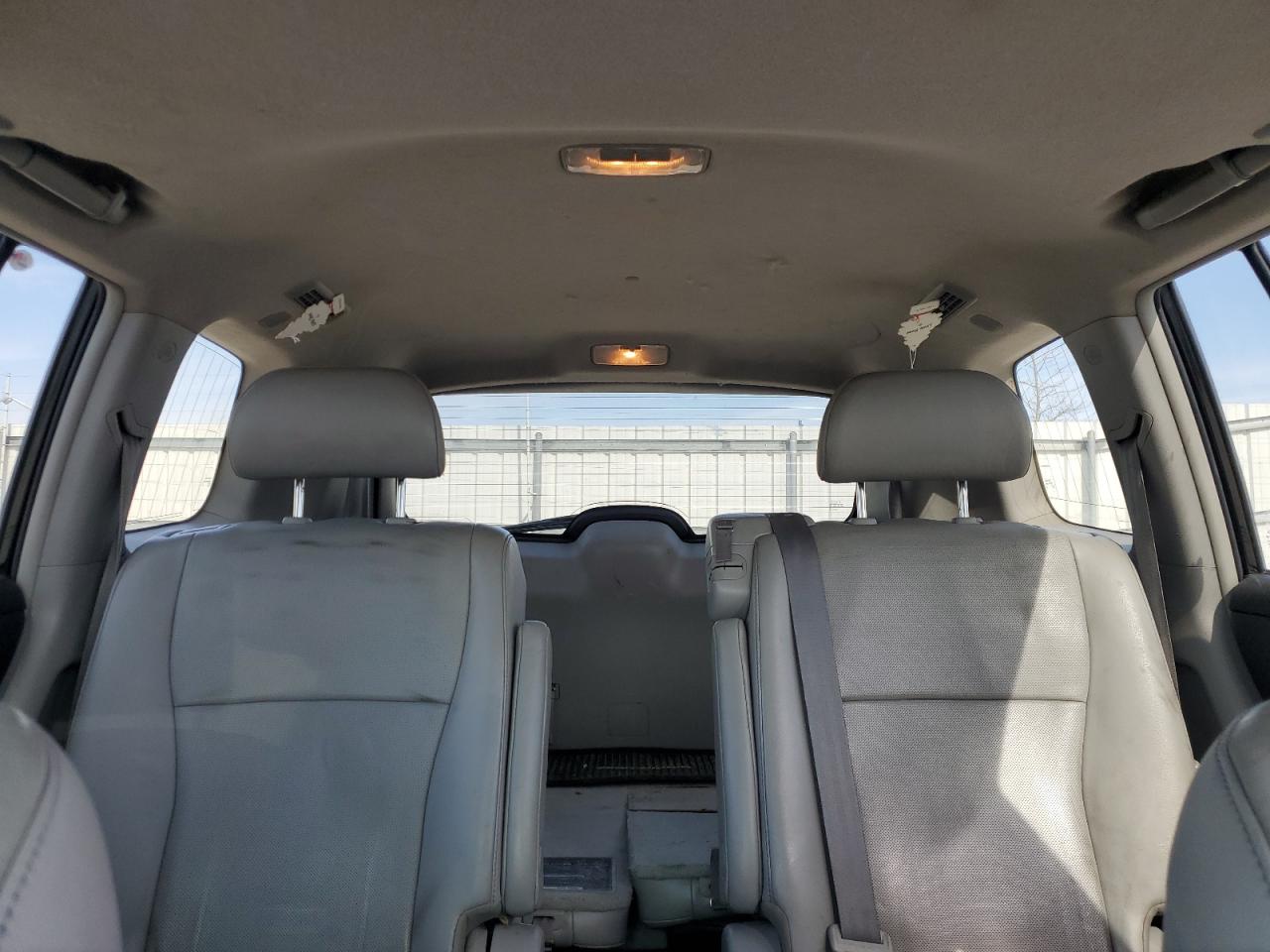 2013 Toyota Highlander - Image 10
