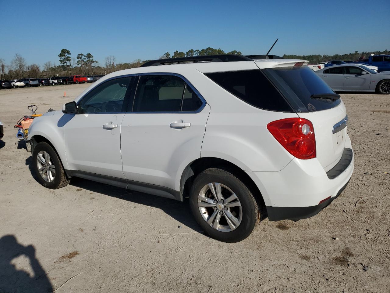 2015 Chevrolet Equinox - Image 2