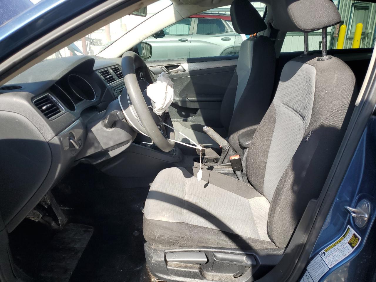2017 Volkswagen Jetta - Image 7