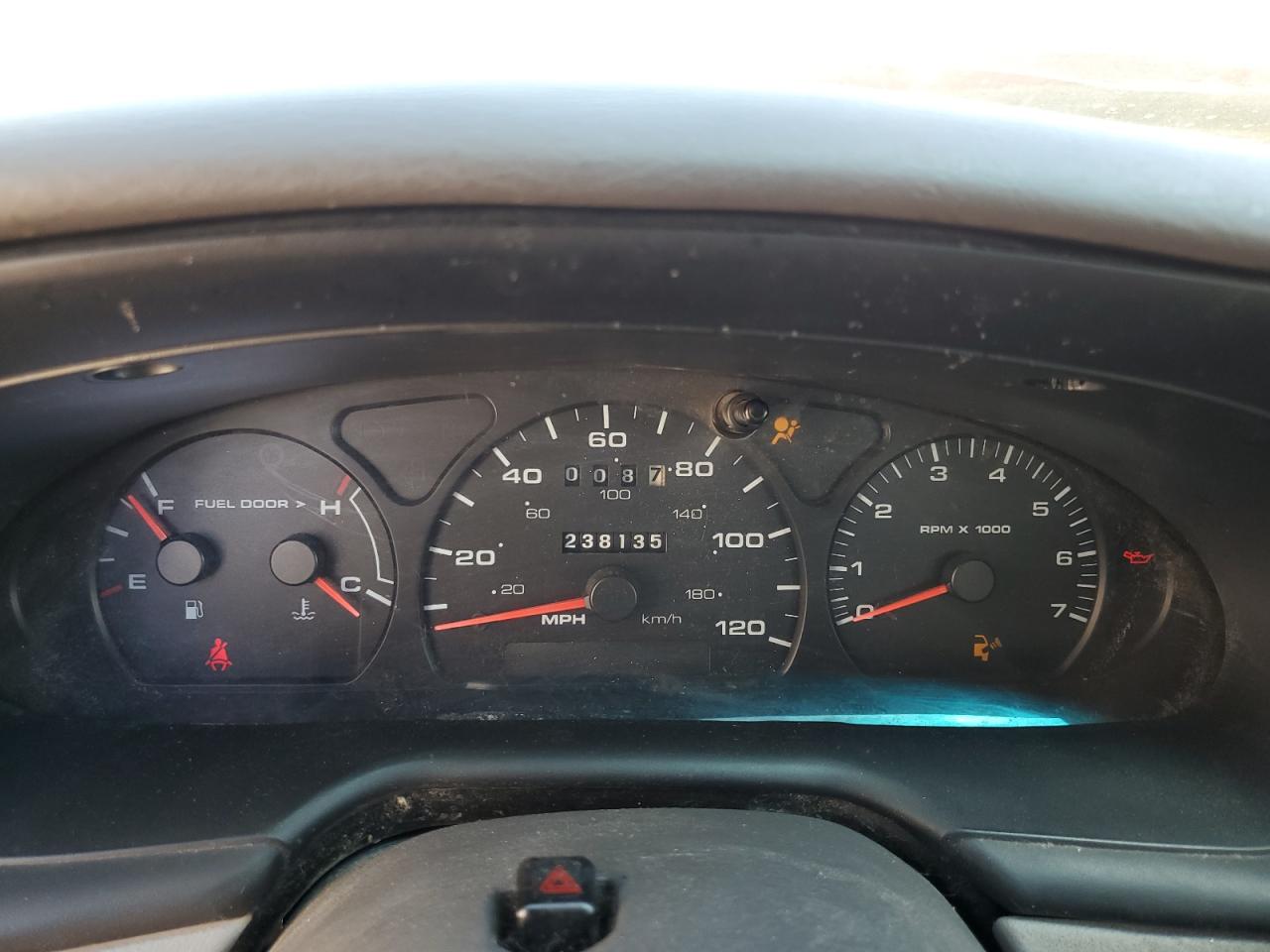 2002 Ford Taurus - Image 9