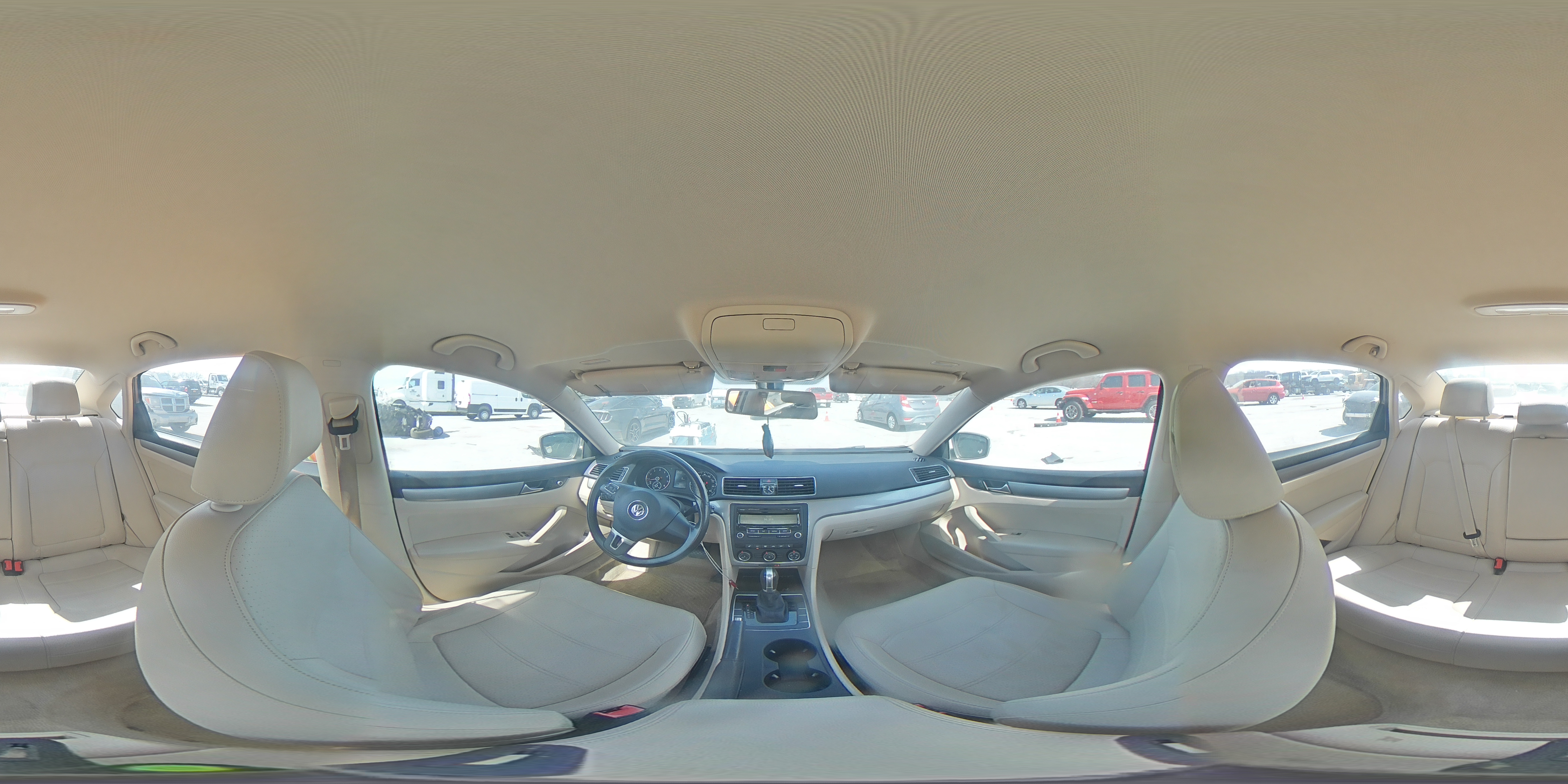 2015 Volkswagen Passat - Image 12