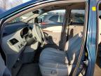 2011 Toyota Sienna Xle للبيع في Windsor، NJ - Burn