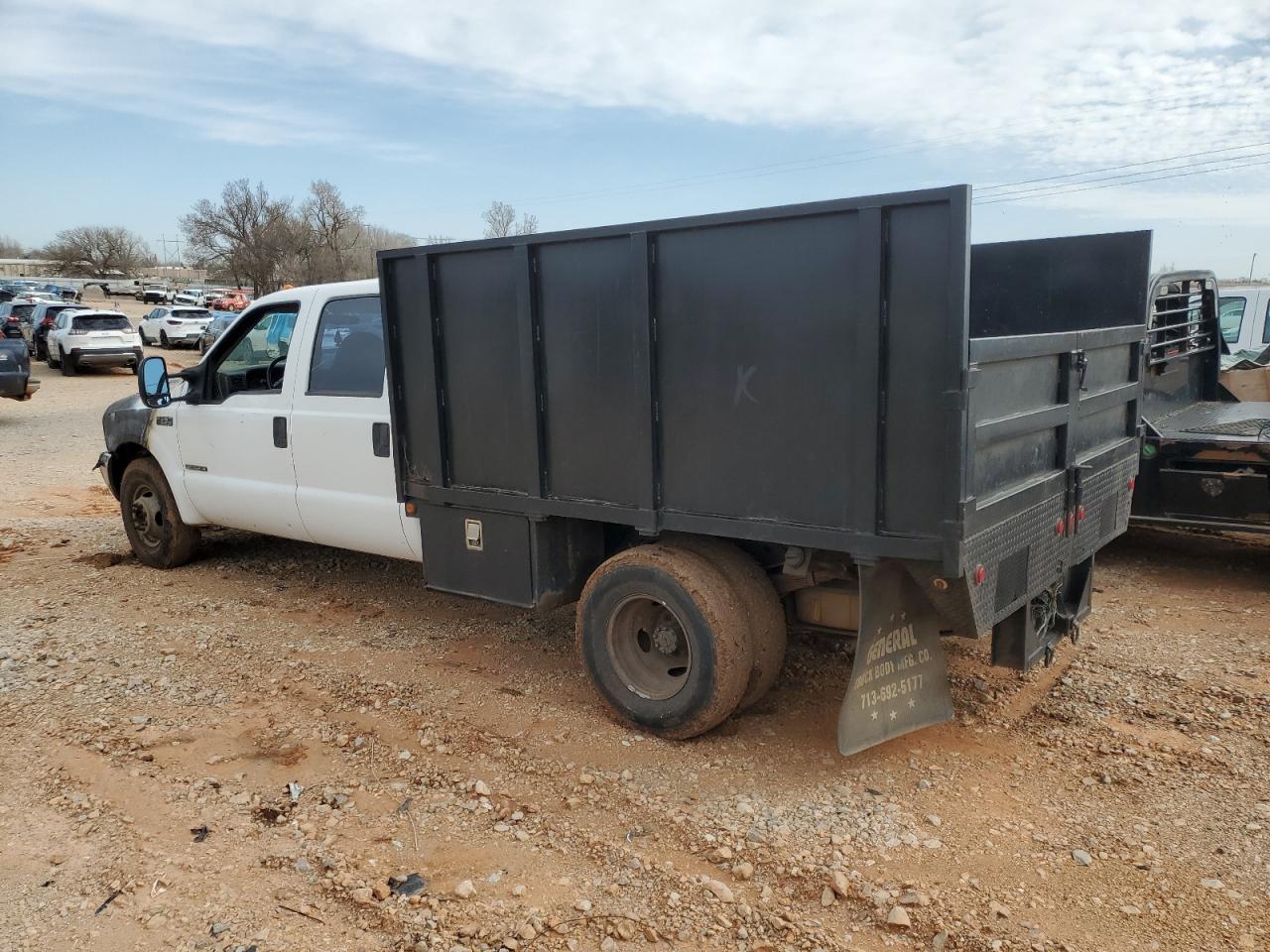 2002 Ford F350 - Image 2
