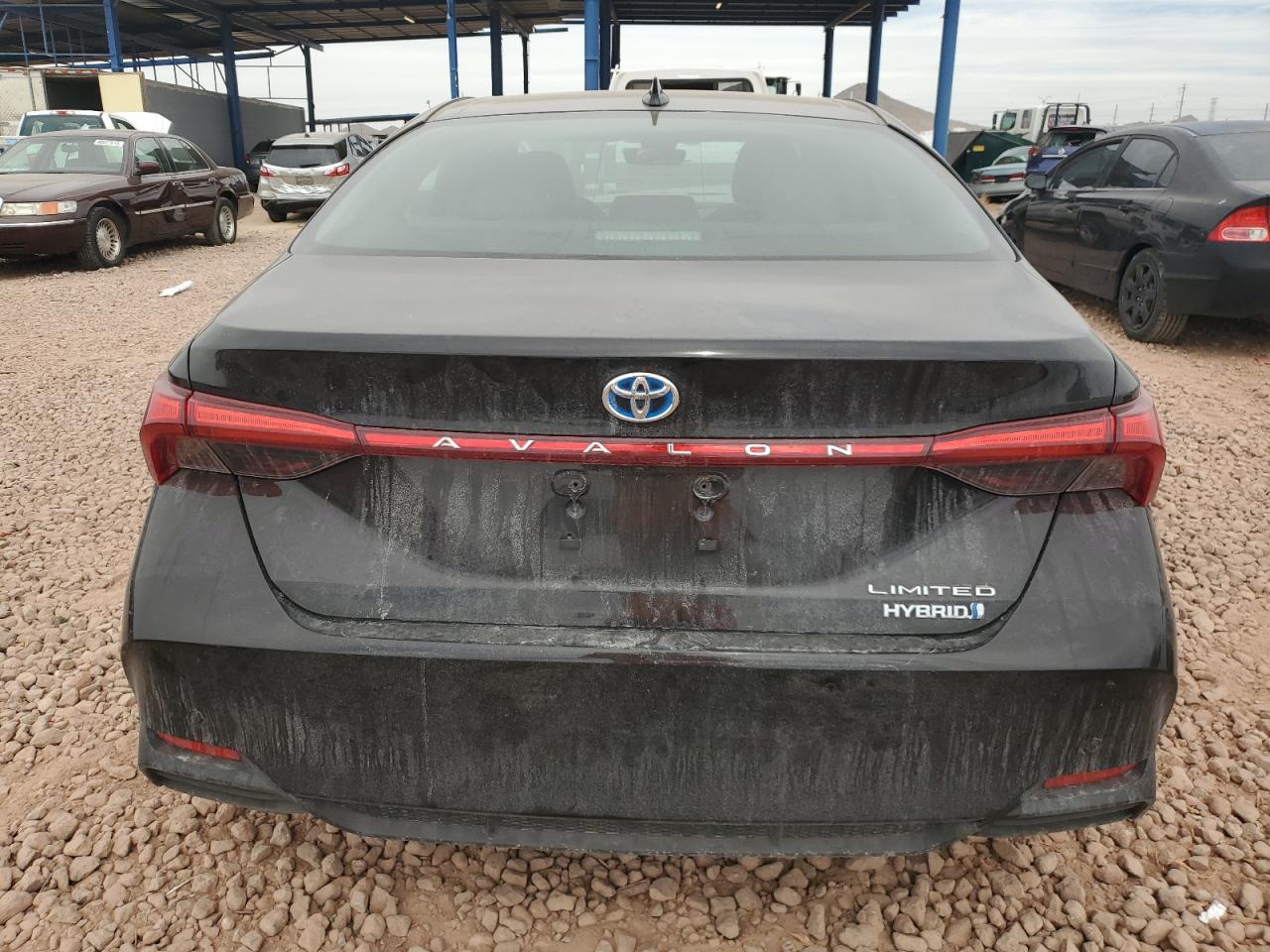 2022 Toyota Avalon - Image 6