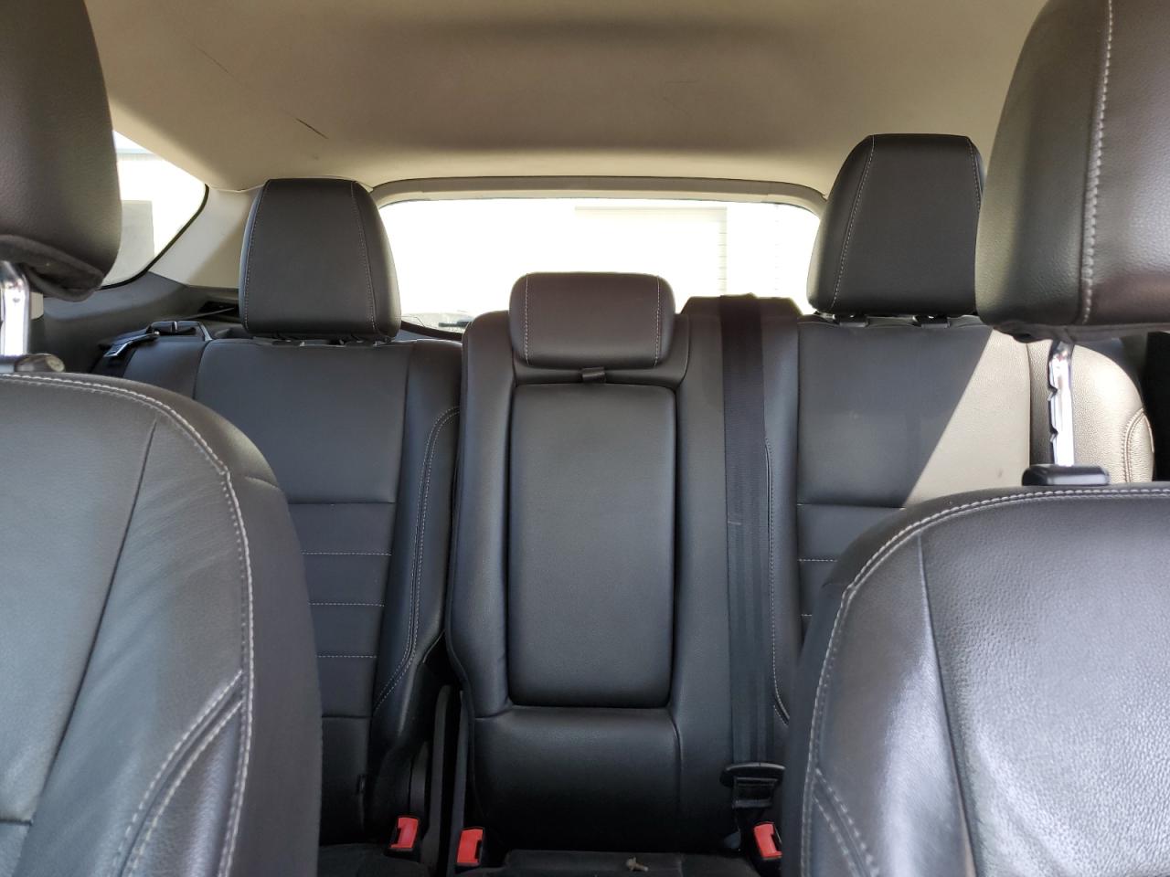 2015 Ford Escape - Image 10