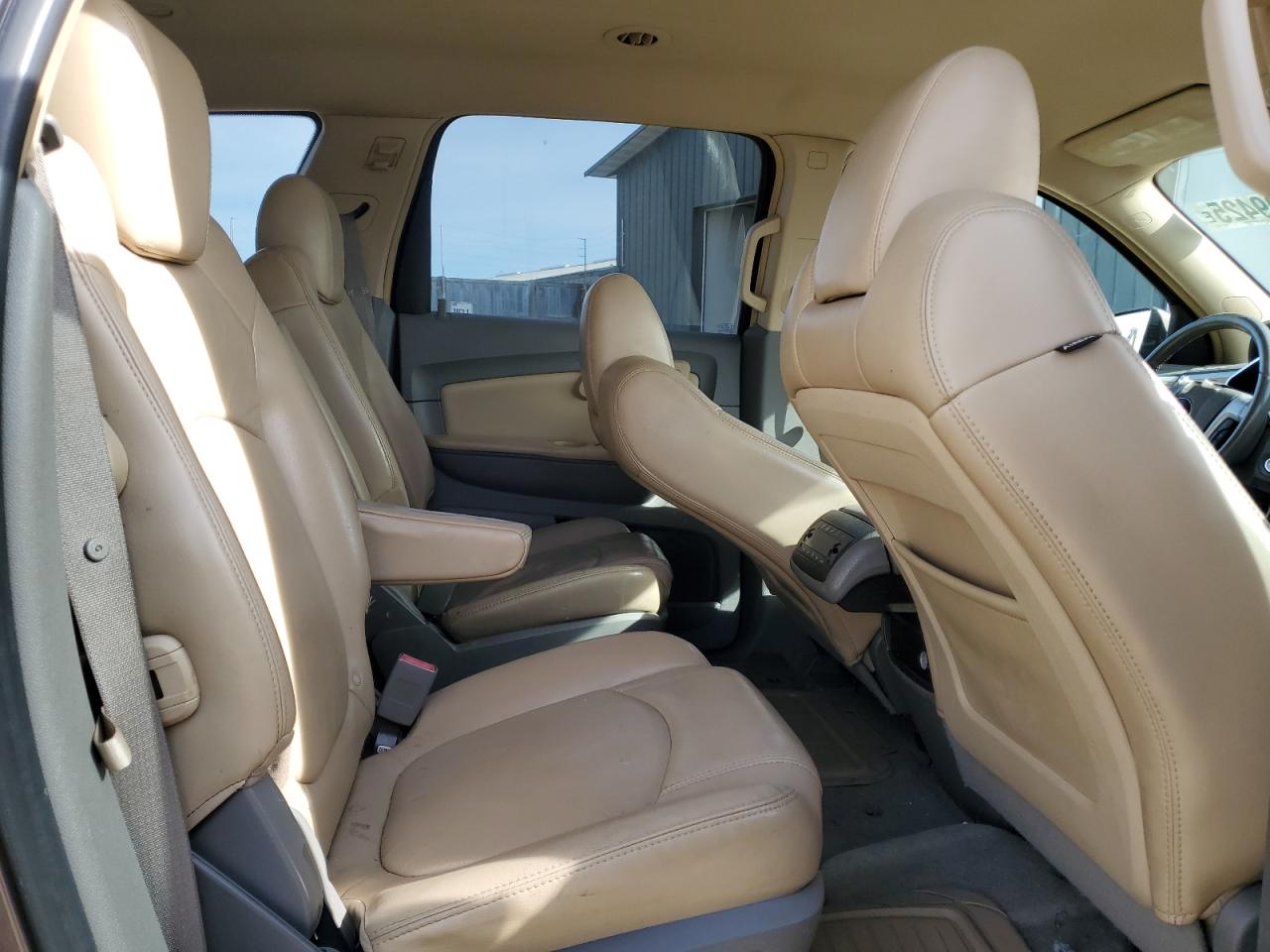 2009 Chevrolet Traverse - Image 11
