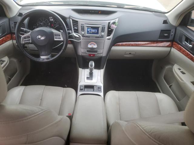  SUBARU OUTBACK 2012 White