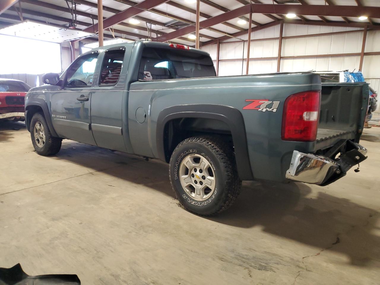 2008 Chevrolet Silverado - Image 2