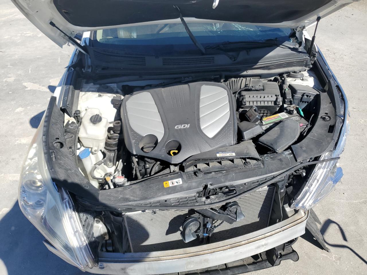 2016 Hyundai Azera - Image 11