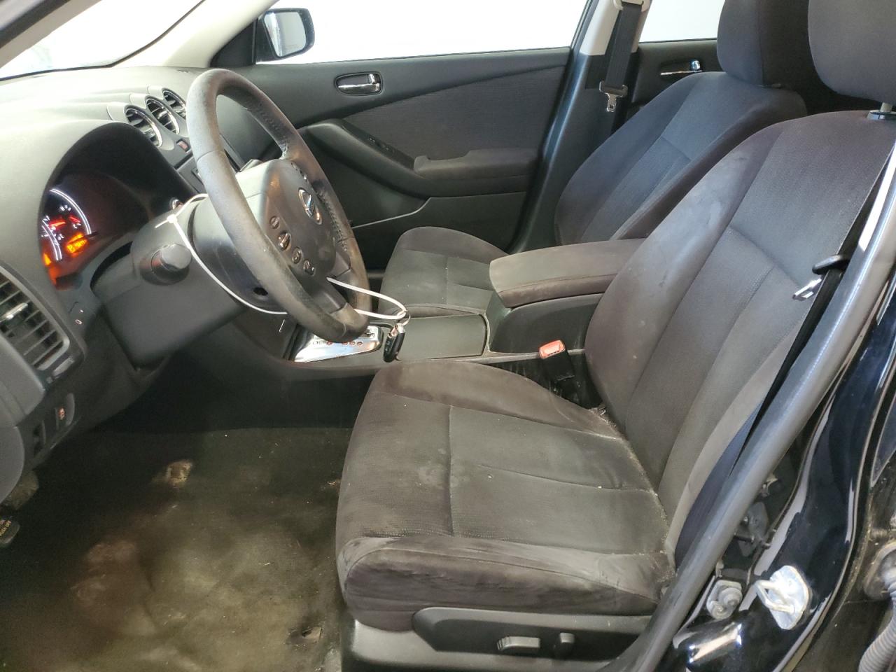 2012 Nissan Altima - Image 7