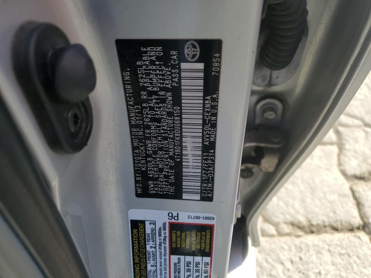 2013 Toyota Camry - Image 12